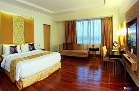5 Hotel termahal di kota Padang terbaru