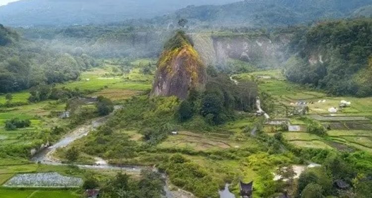 5 Tempat wisata gunung di Padang terbaru