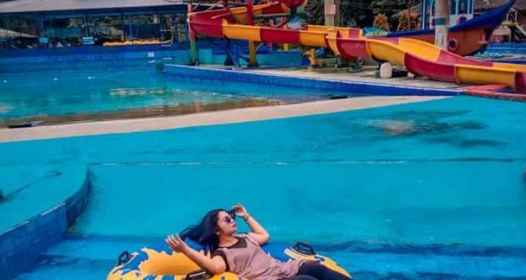 5 Tempat wisata kolam berenang di Padang terbaru
